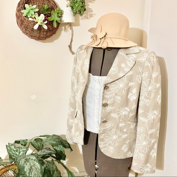 Isabella DeMarco Jackets & Blazers - Neutral Embroidered Blazer